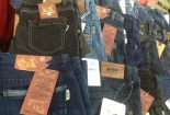 130.000 đồng/chiếc quần jean 2 hiệu Prada, Mango